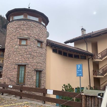 Appartamento La Torre Predazzo Kültér fotó